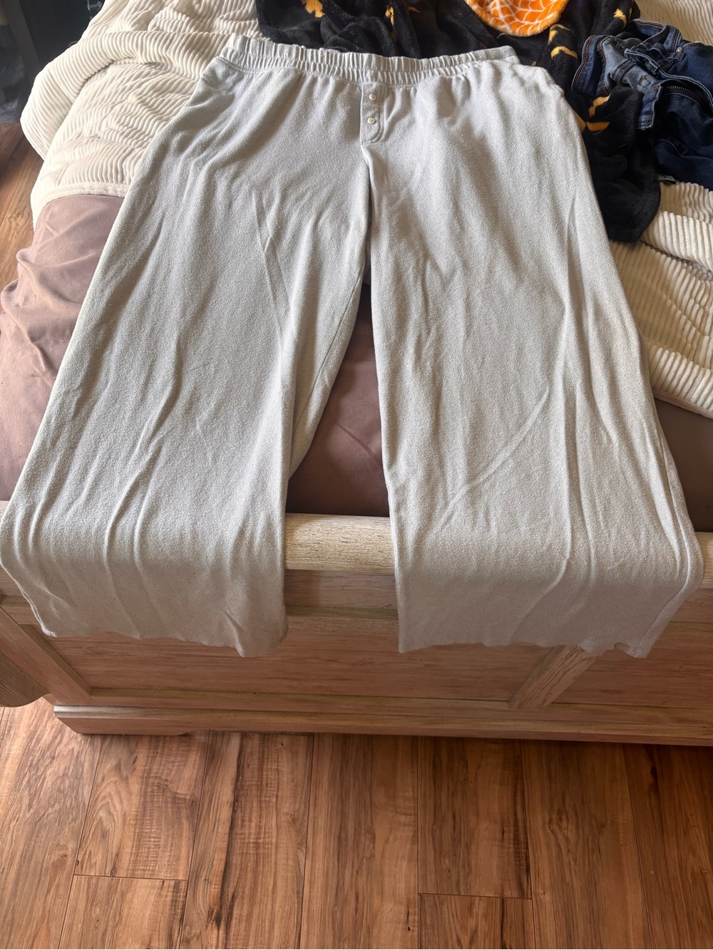 Hollister Light Gray Women's Lounge Pajama Pants